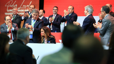 Autarcas consideram "indispensável" nova Lei das Finanças Locais e pedem adiamento do prazo de execução do PRR